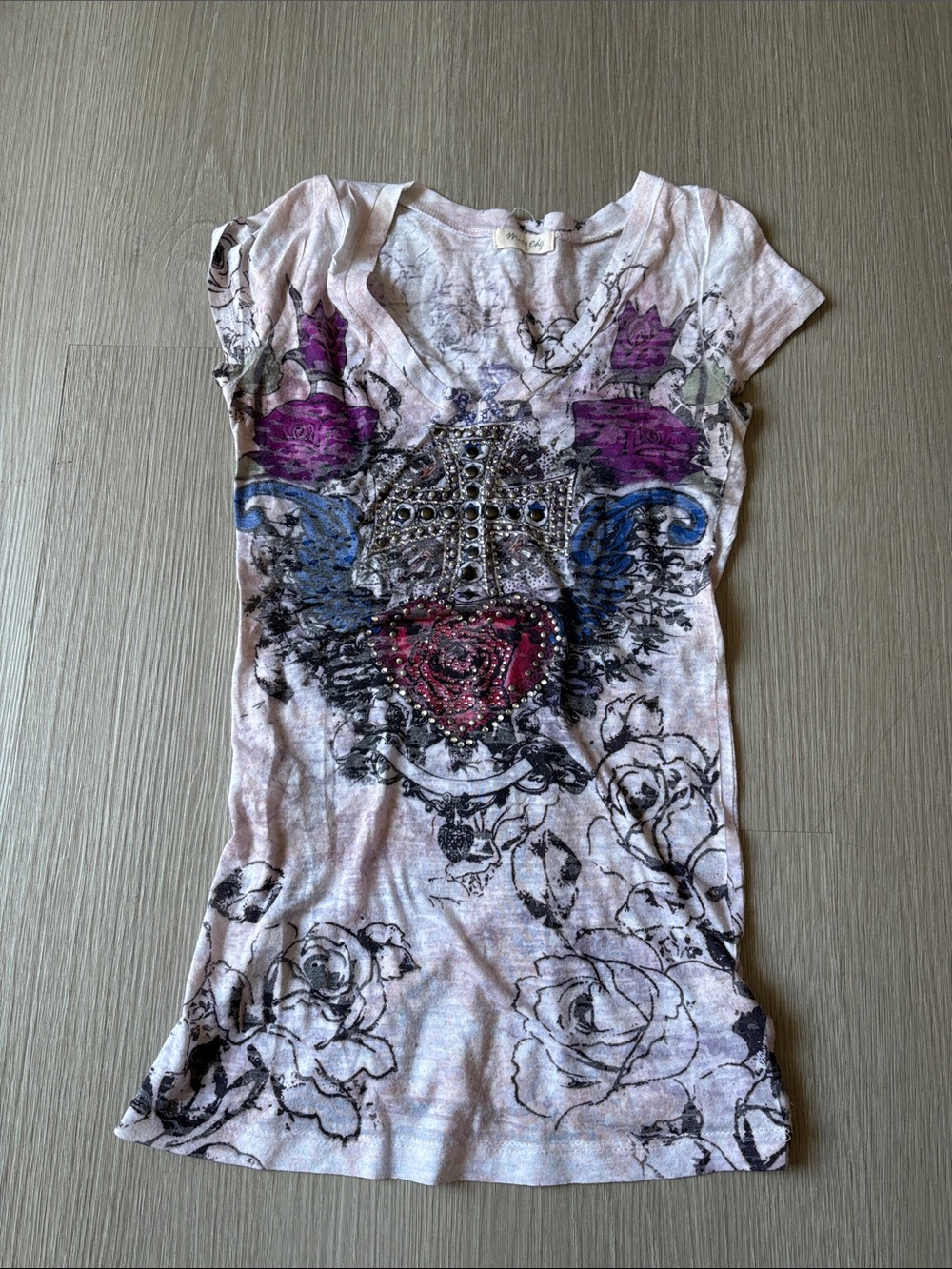 V-Neck Embellished Graphic Tee - White with Purple & Blue Accents